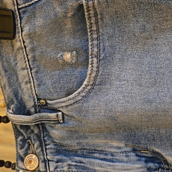 Rewash distressed shorts - Picture 3 of 5